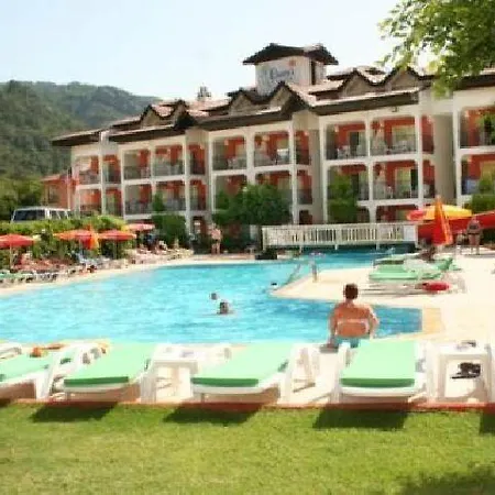 Ekinci Palace 호텔